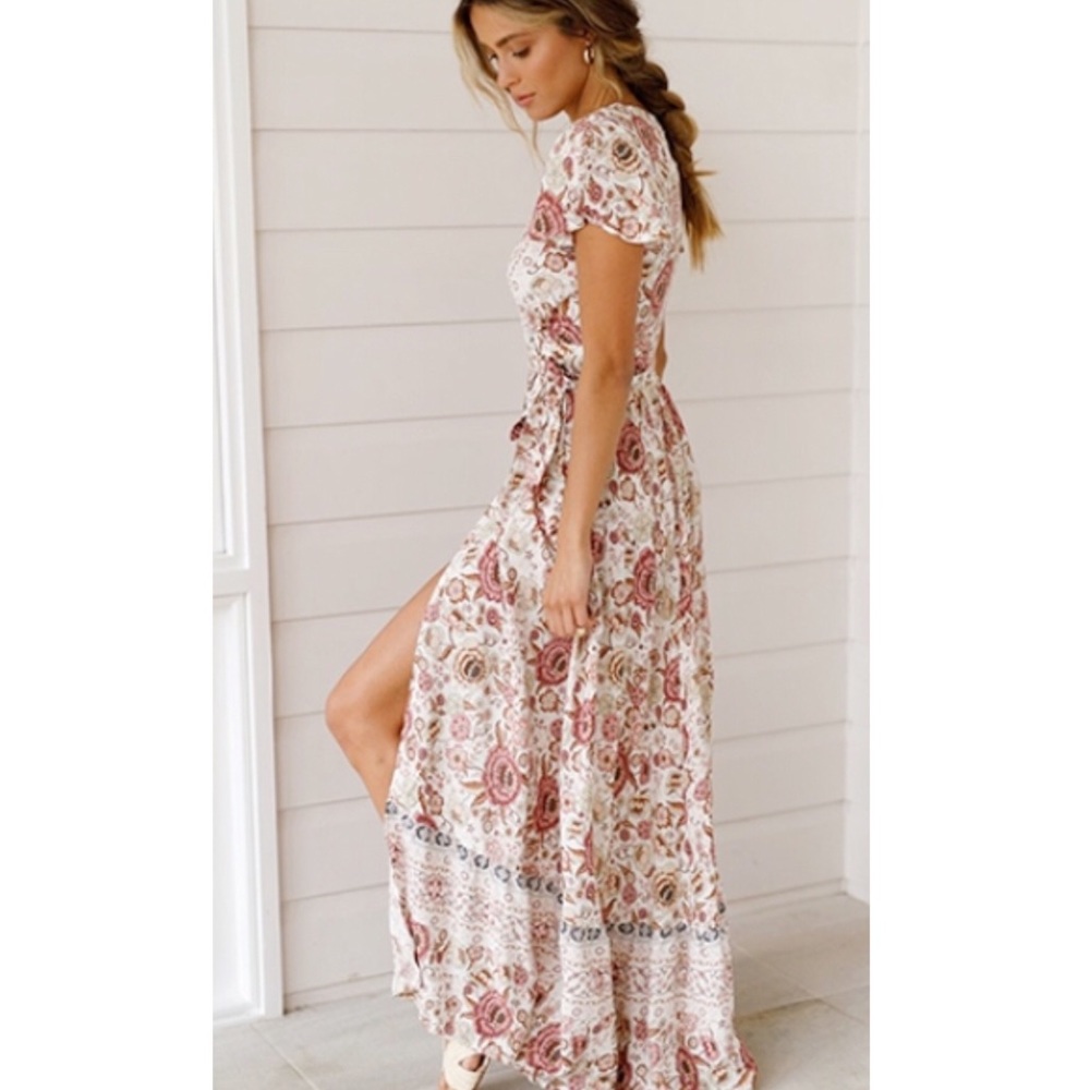 Floral Print Boho Maxi Dress - Picture 3 of 4